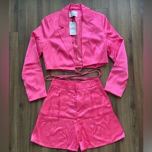 Cropped Blazer and shorts from Stradivarius